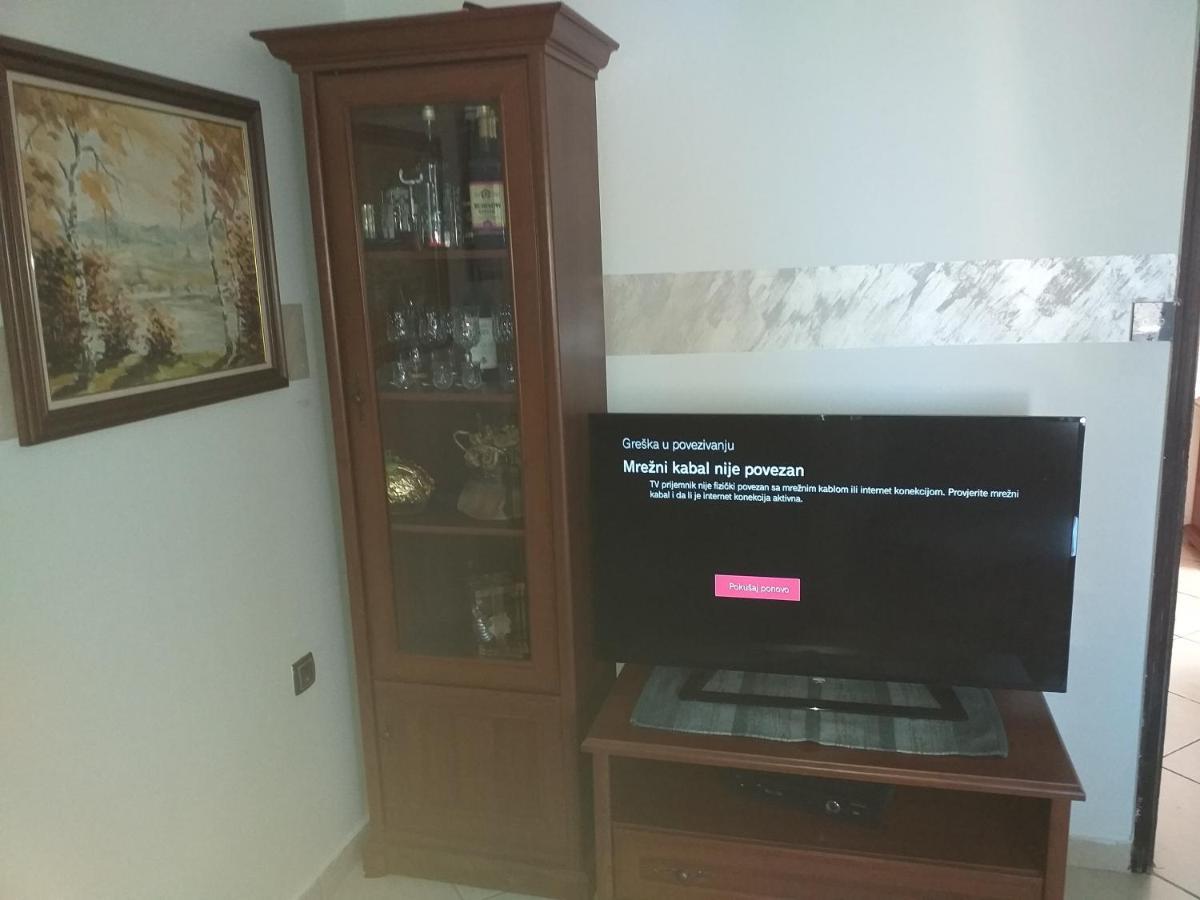 Apartments Pekic บาร์ ภายนอก รูปภาพ